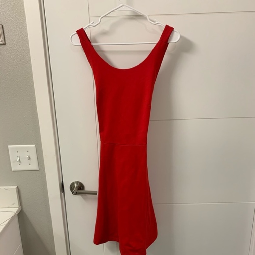 Red Janelle Cross Back Francesca’s Dress NWT‎ Large - Picture 2 of 5